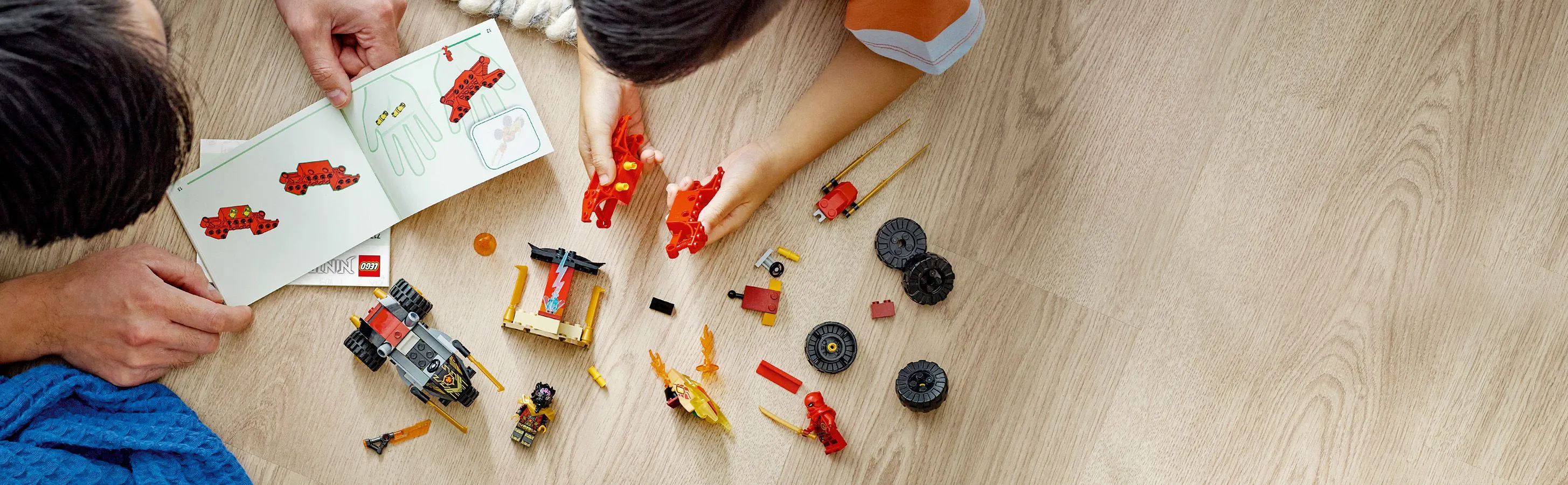 LEGO NINJAGO Kais och Rass bil- och motorcykelstrid 71789