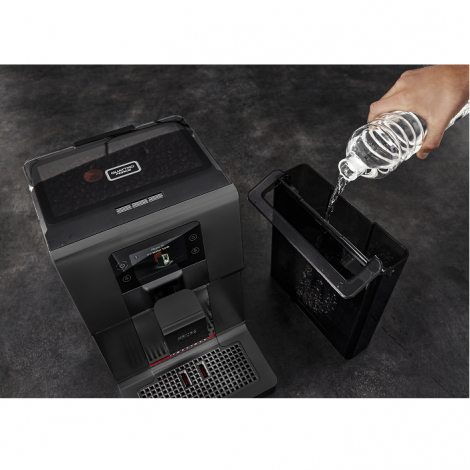 Krups Intuition Preference EA875U10 -espressokeitin, musta