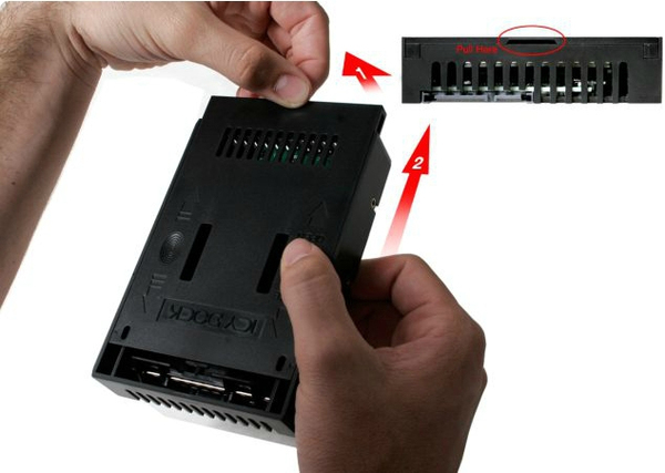 ICY DOCK kovalevykasetti 2,5" SATA-/SSD-levylle 1x3,5"-paikkaan,muovi