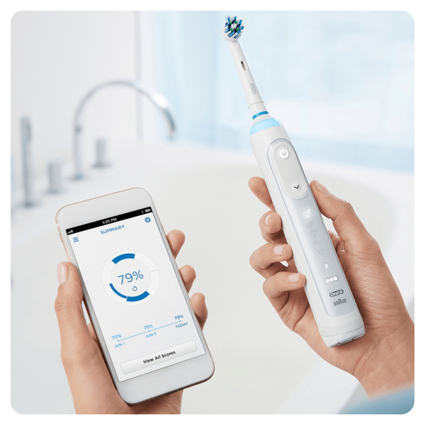 Oral-B Genius 10100S electric toothbrush
