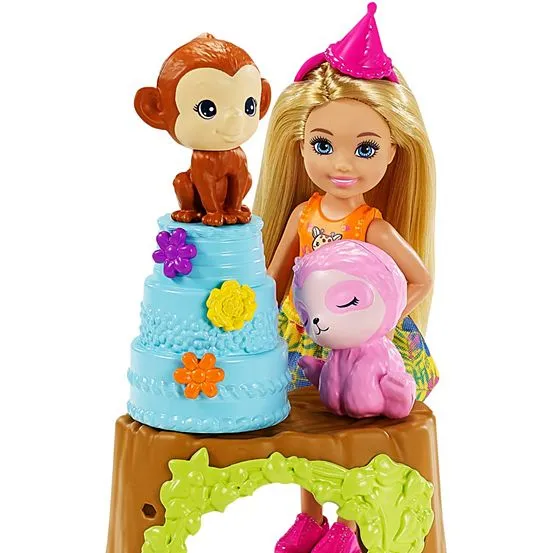 Barbie C. Pinata Fun Playset - GTM84