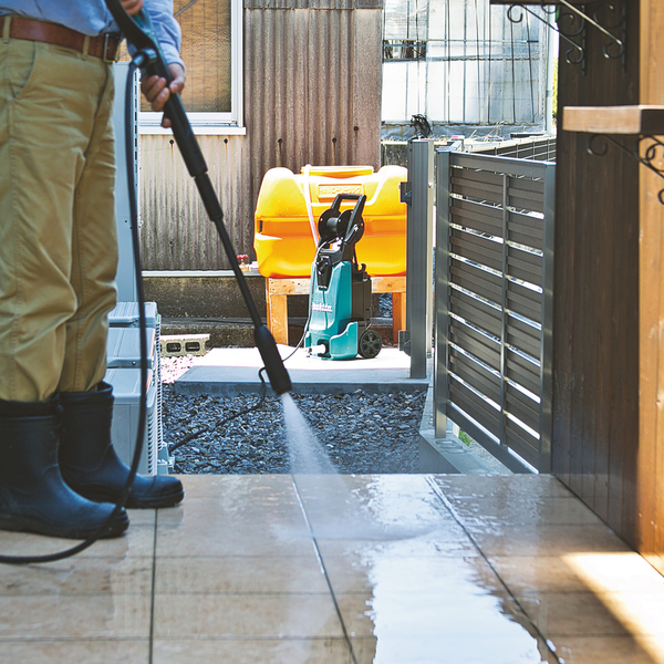 Makita HW1300 - high pressure washer