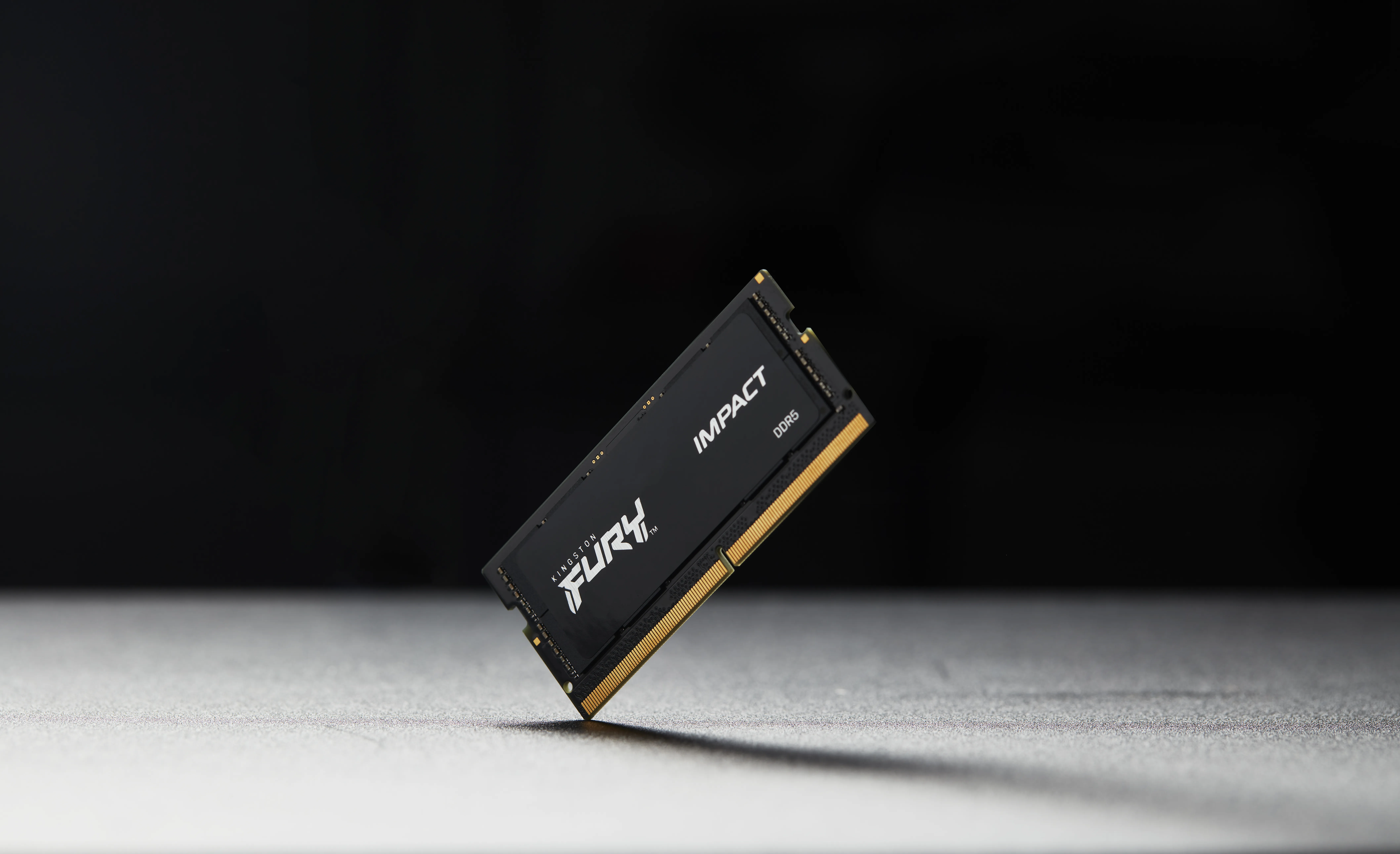 Kingston FURY Impact 32 Gt (2 x 16 Gt) DDR5 4800 MHz, CL38 -muisti, Musta