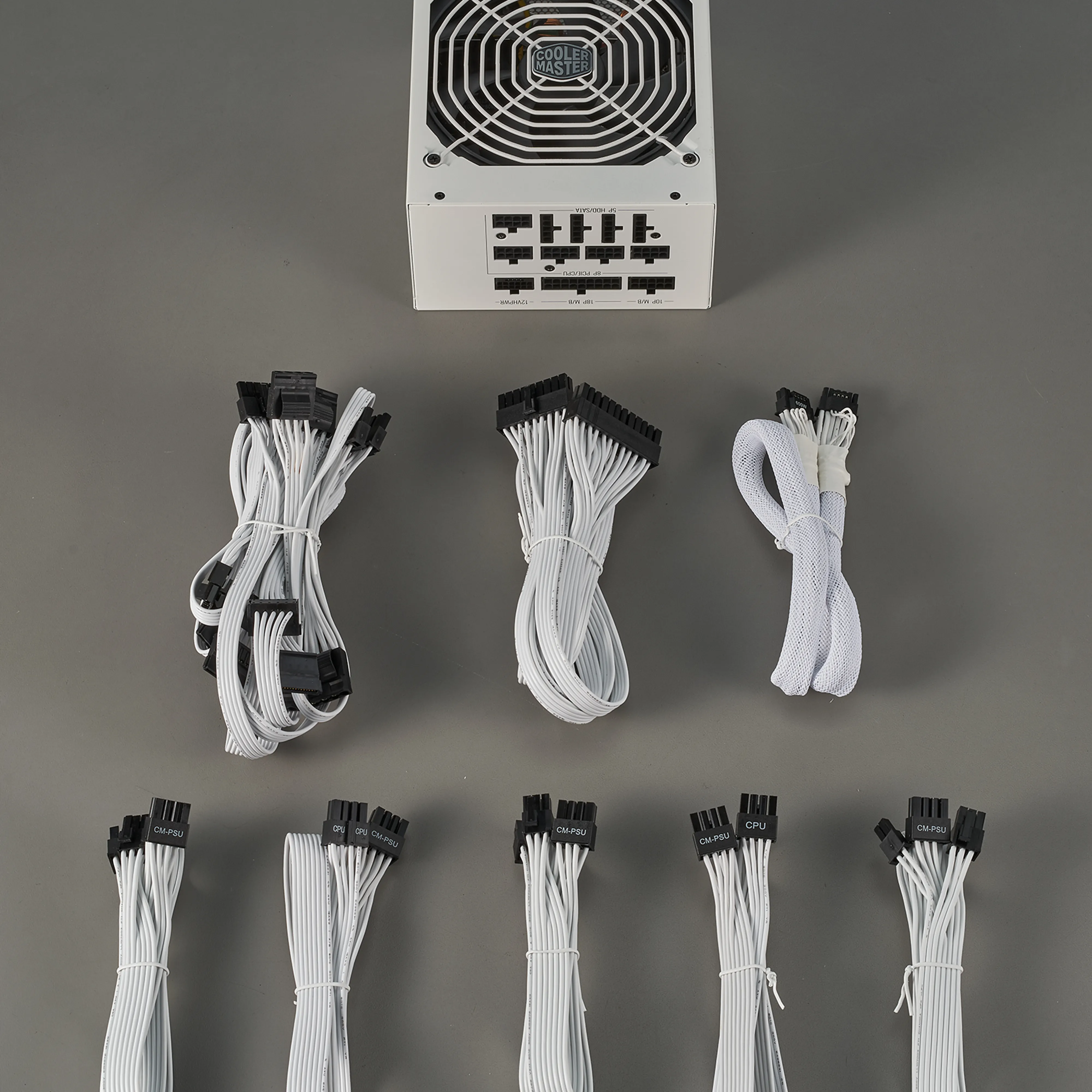 Cooler Master MWE V2 ATX 3.0 White Edition 1250W -virtalähde, 80 Plus Gold