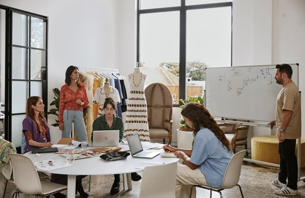 HP Ec645G2CB R5-5625C 14 16GB/256 PC AMD R5 5625C, 14 FHD AG LED UWVA, UMA, Webcam, 16GB LPDDR4X, 256GB SSD, ax6G+BT, 3C Batt, Chrome OS, 1yr Wrty"