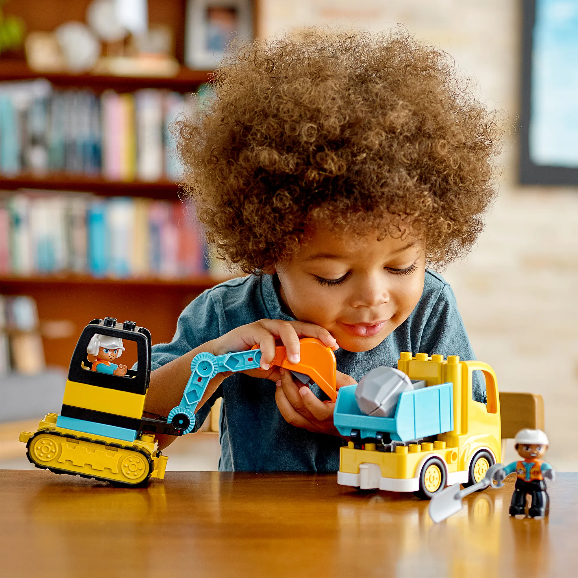 Lego Duplo Kuorma-auto ja telakaivuri 10931