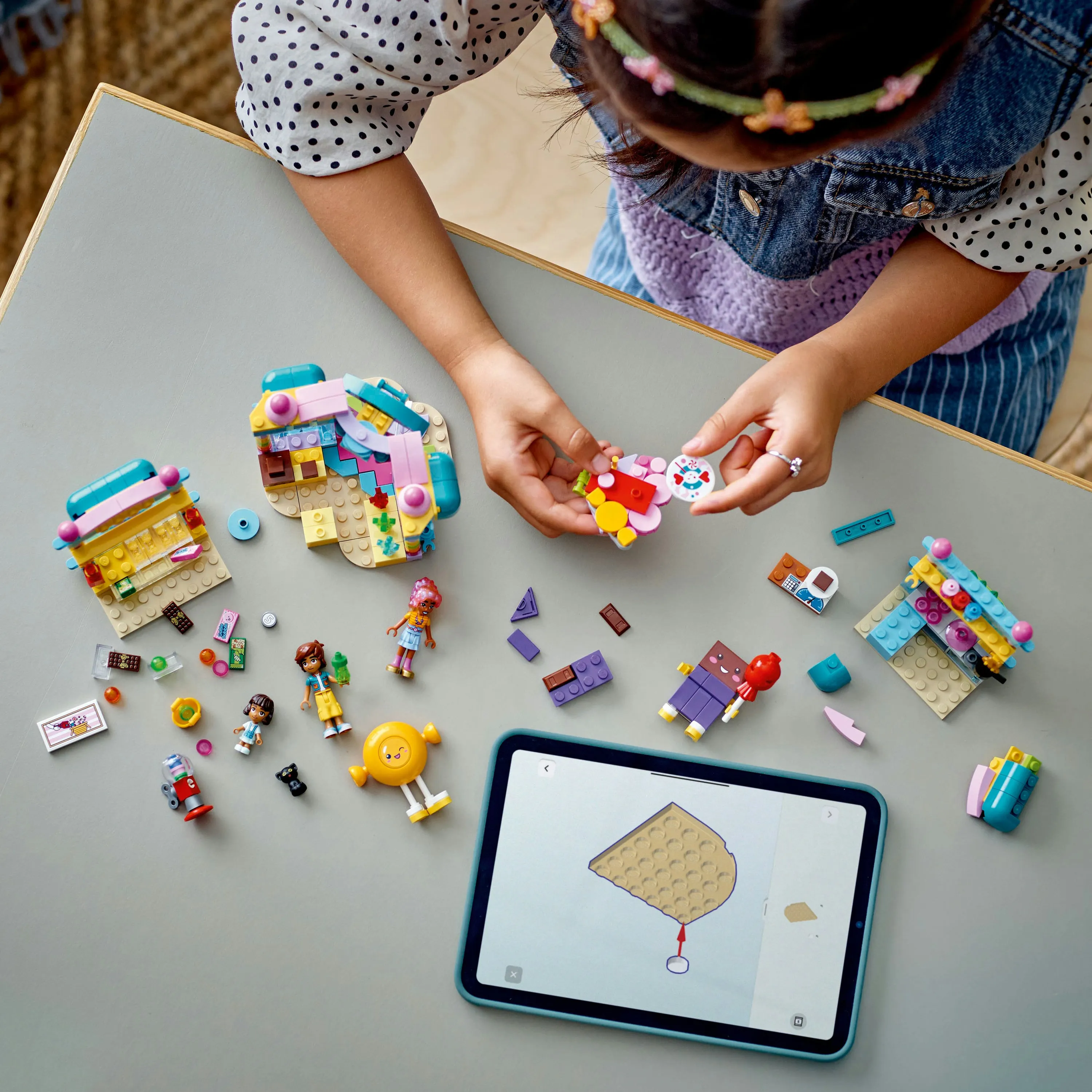 LEGO Friends Heartlake City Candy Shop 42649