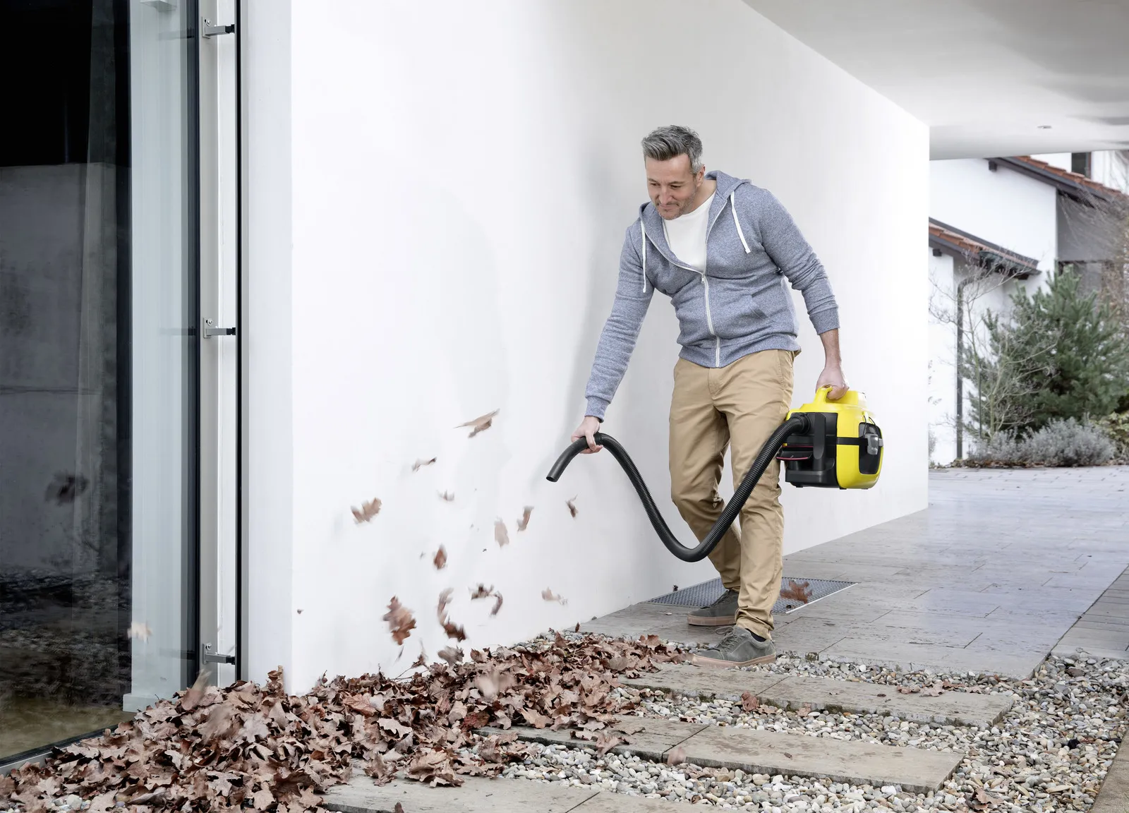Kärcher WD 1 - battery wet and dry vacuum