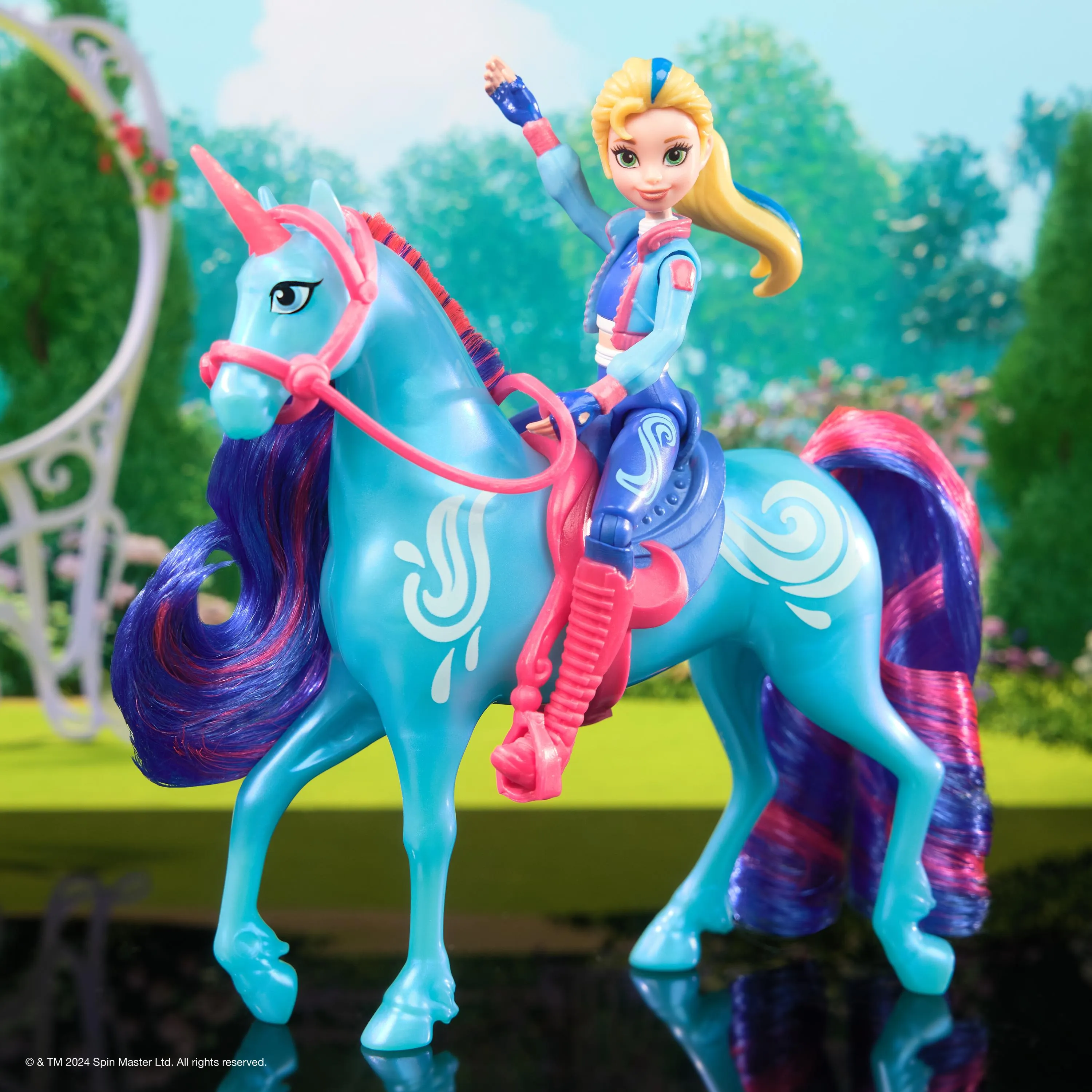 Spin Master Unicorn Academy - Isabel and Unicorn River Set, toy figure