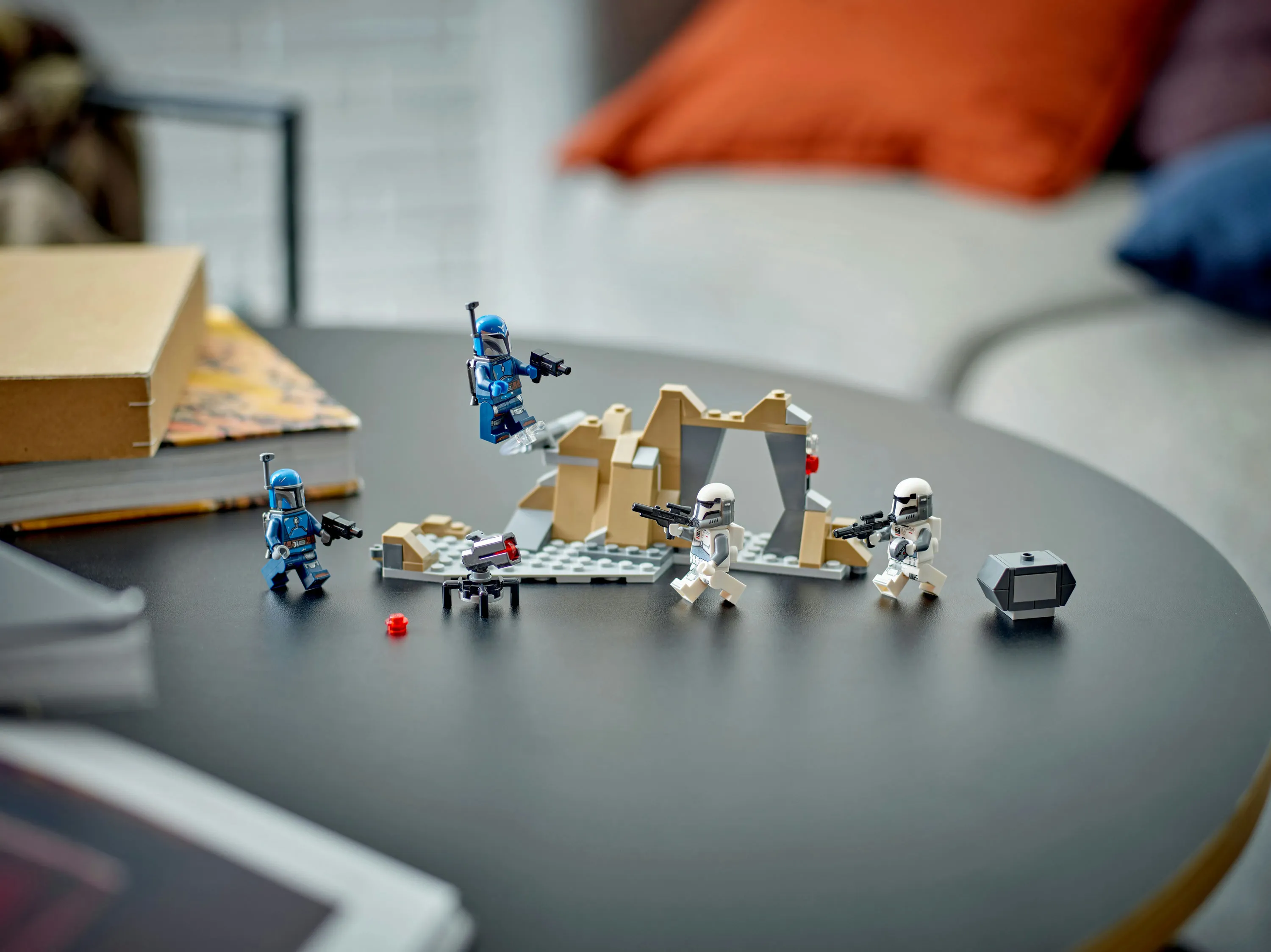 LEGO Star Wars Ambush on Mandalore &mdash; Battle Pack 75373