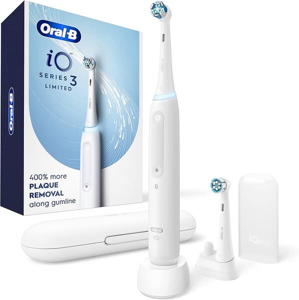 Oral-B iO3 Electric Toothbrush, White