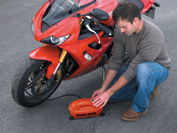 Black&amp;Decker ASI200-XJ, 12V - air pump