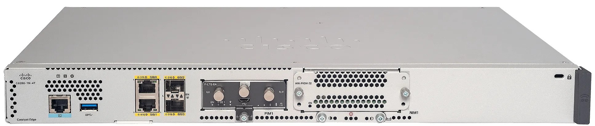 Cisco Catalyst C8200-1N-4T Router - (ei palautusoikeutta)