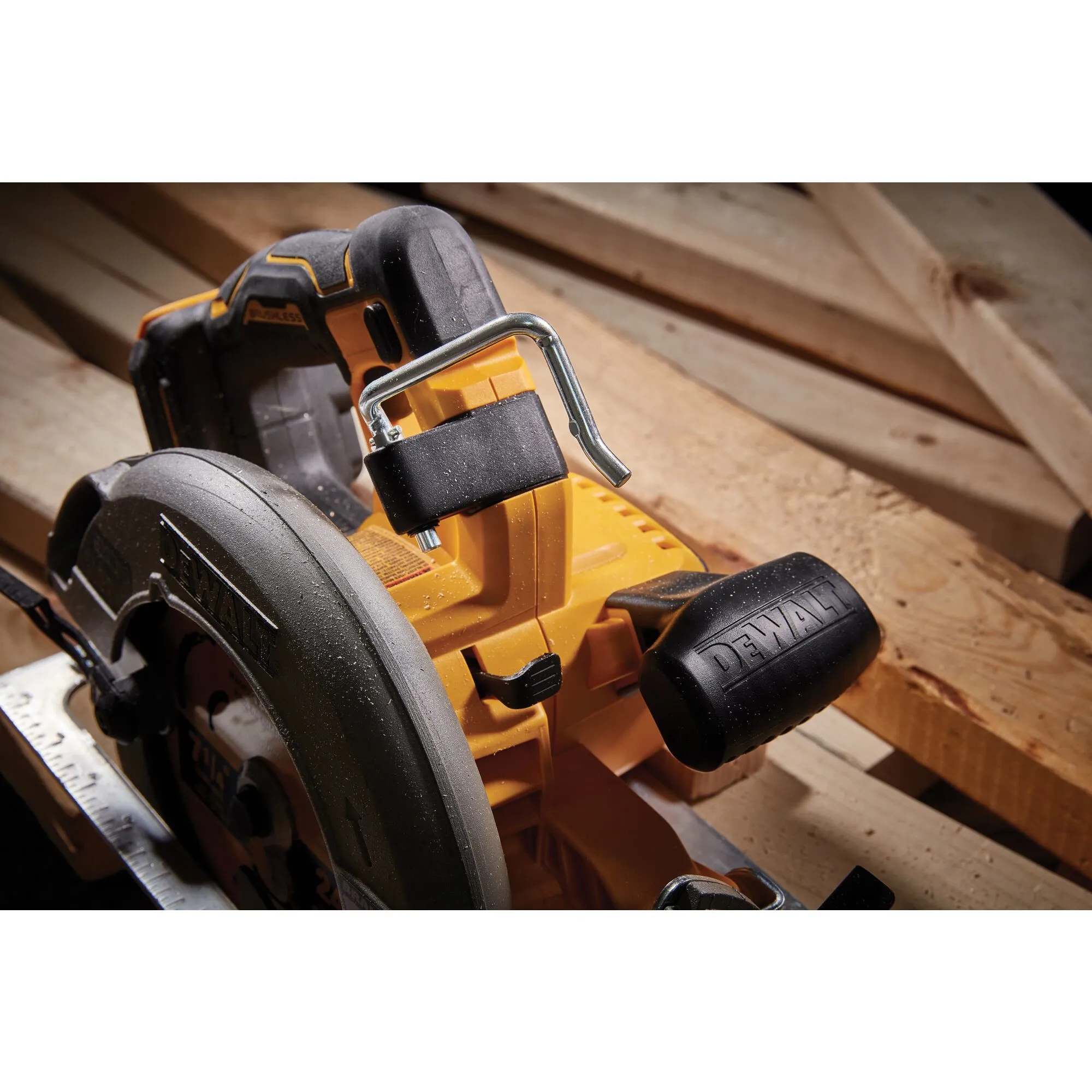 Dewalt cordless circular saw DCS573NT-XJ 18V
