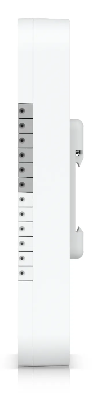 Ubiquiti Gate Hub access control via connected Access readers or Intercom.