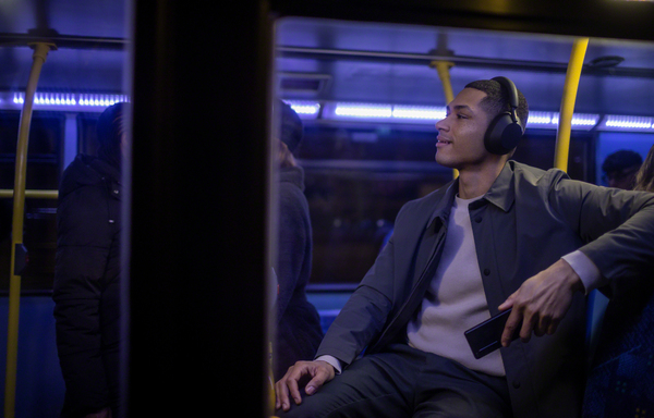 Sony WH-1000XM5 - wireless headphones, black