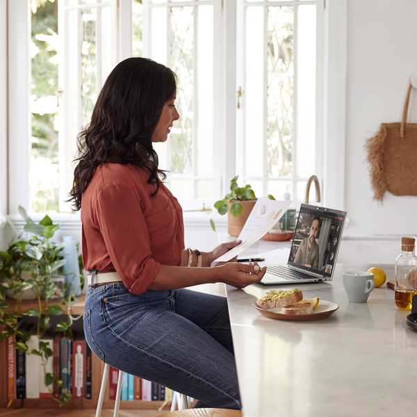 HP EliteBook 830 G9 13.3" i5-1235U, 16GB, 256GB SSD, Win 11 Pro - notebook, Silver