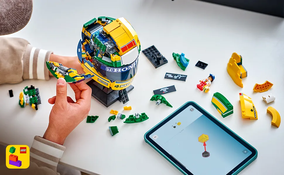 LEGO Editions Ayrton Senna Helmet 43024