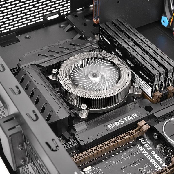 Thermaltake Engine 27 U1