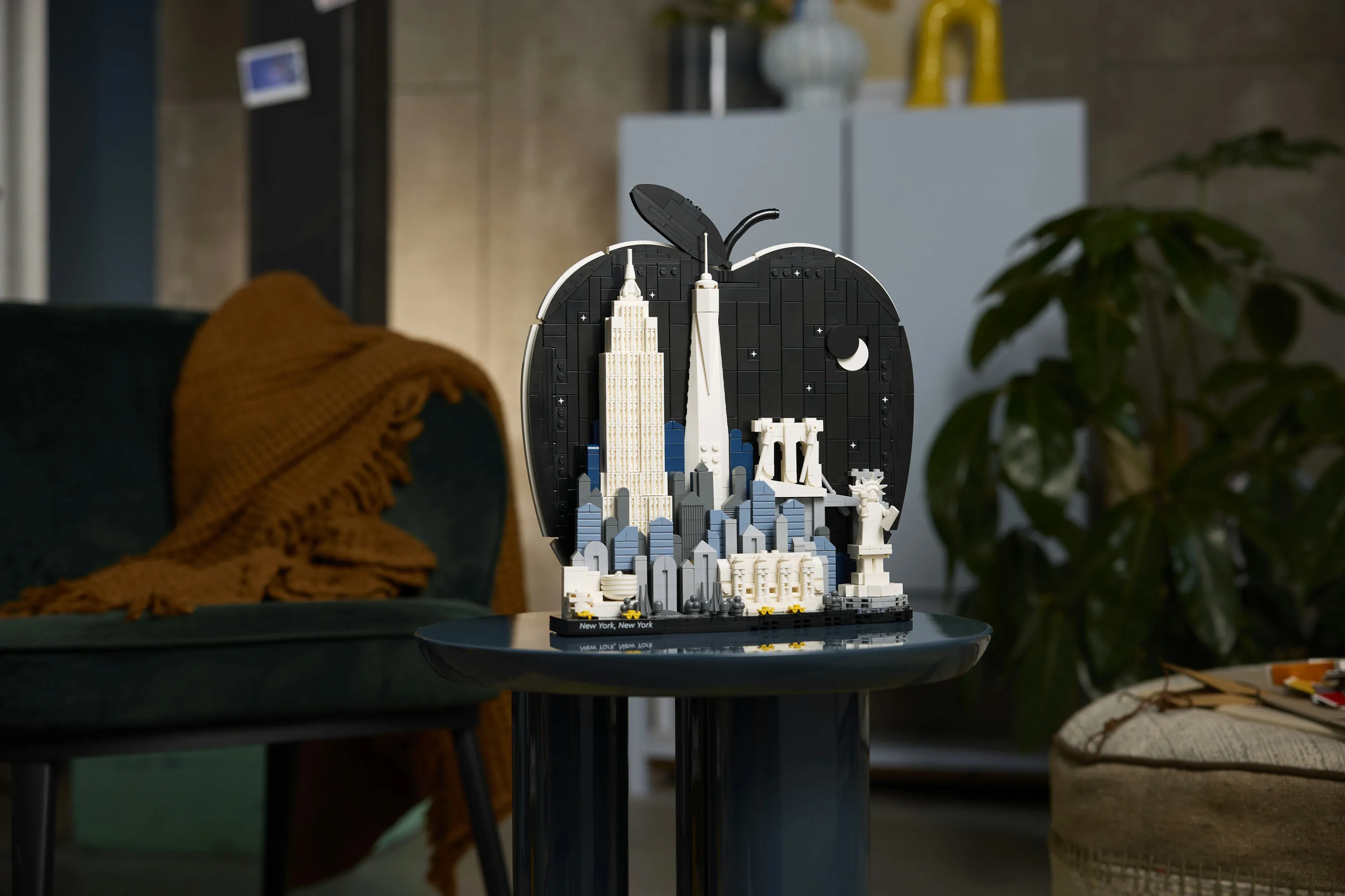LEGO Architecture New York City &ndash; Iso omena 21066