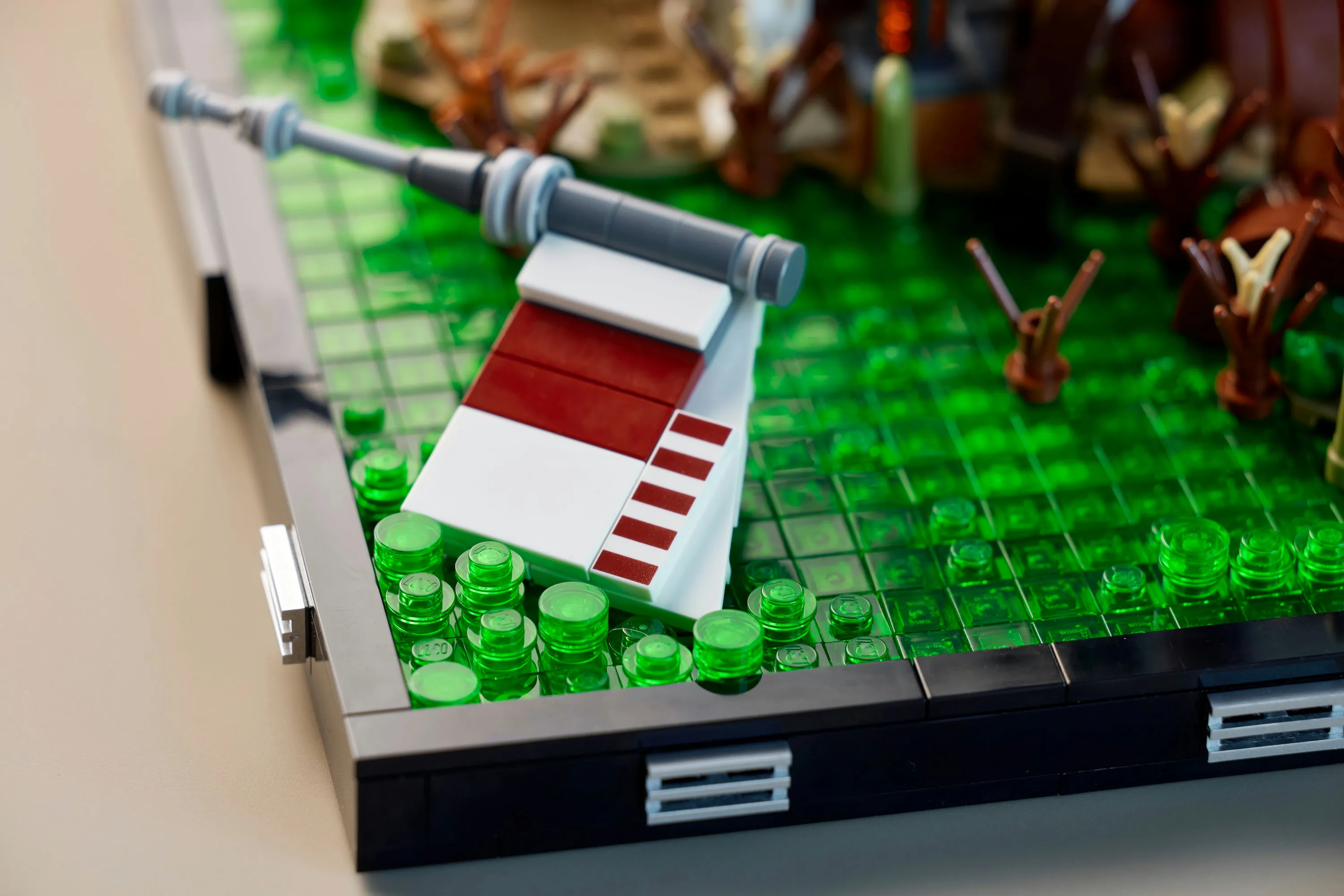 Lego Star Wars -Jedi-koulutus Dagobah-planeetalla -dioraama 75330