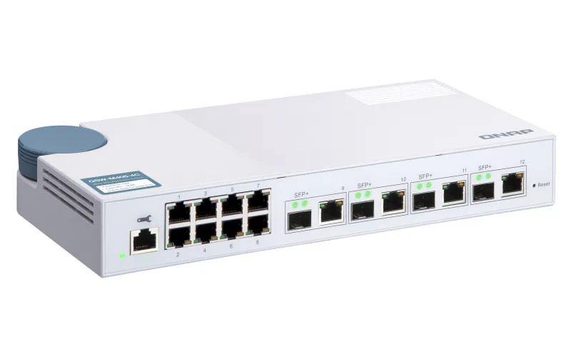QNAP 8port 1Gbps, 4 port 10G SFP+Switch Desktop