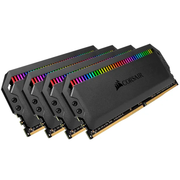 Corsair Dominator Platinum RGB 32 Gt (4 x 8 Gt) DDR4 3600 MHz, CL18 -muisti, Musta