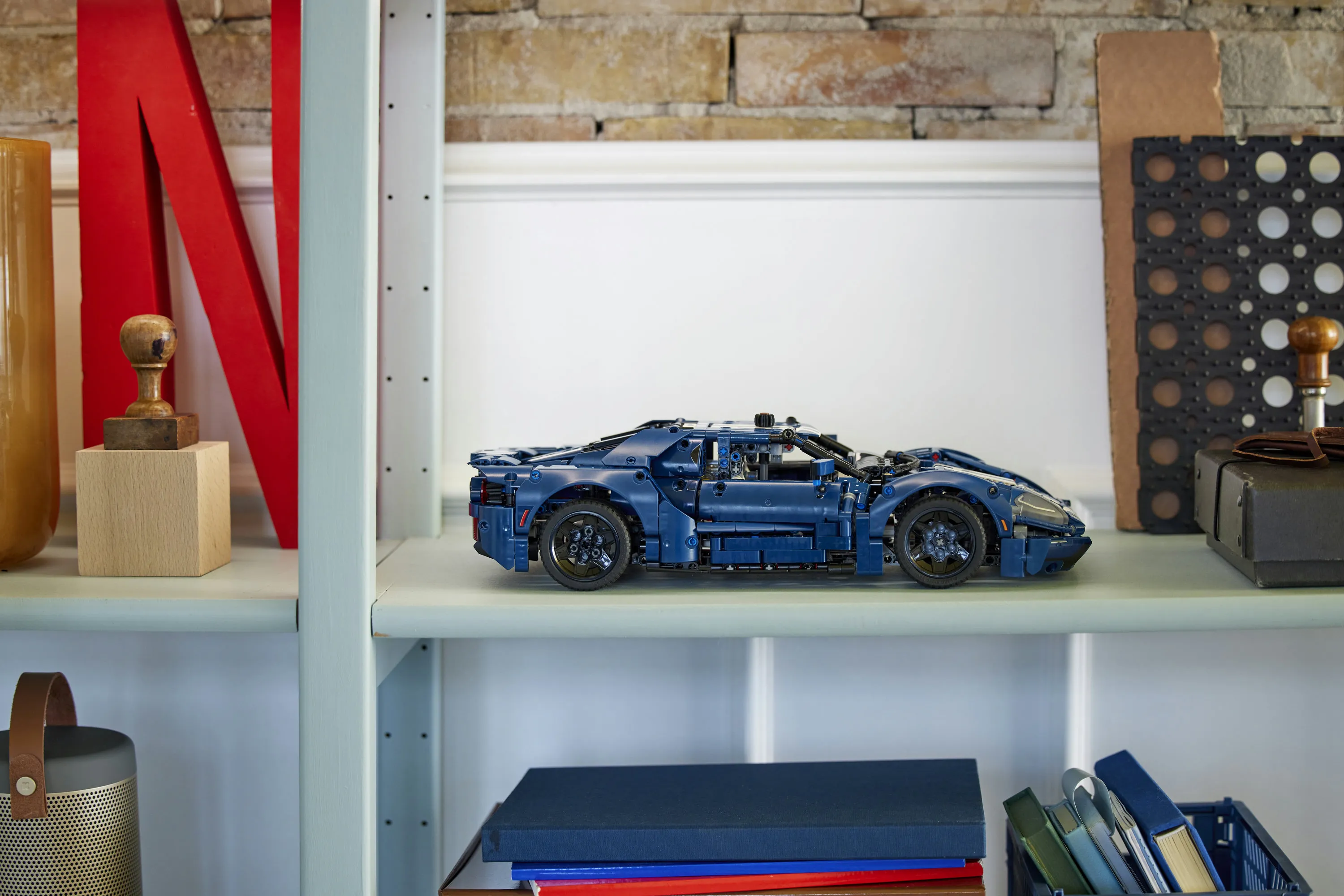 LEGO Technic 2022 Ford GT 42154