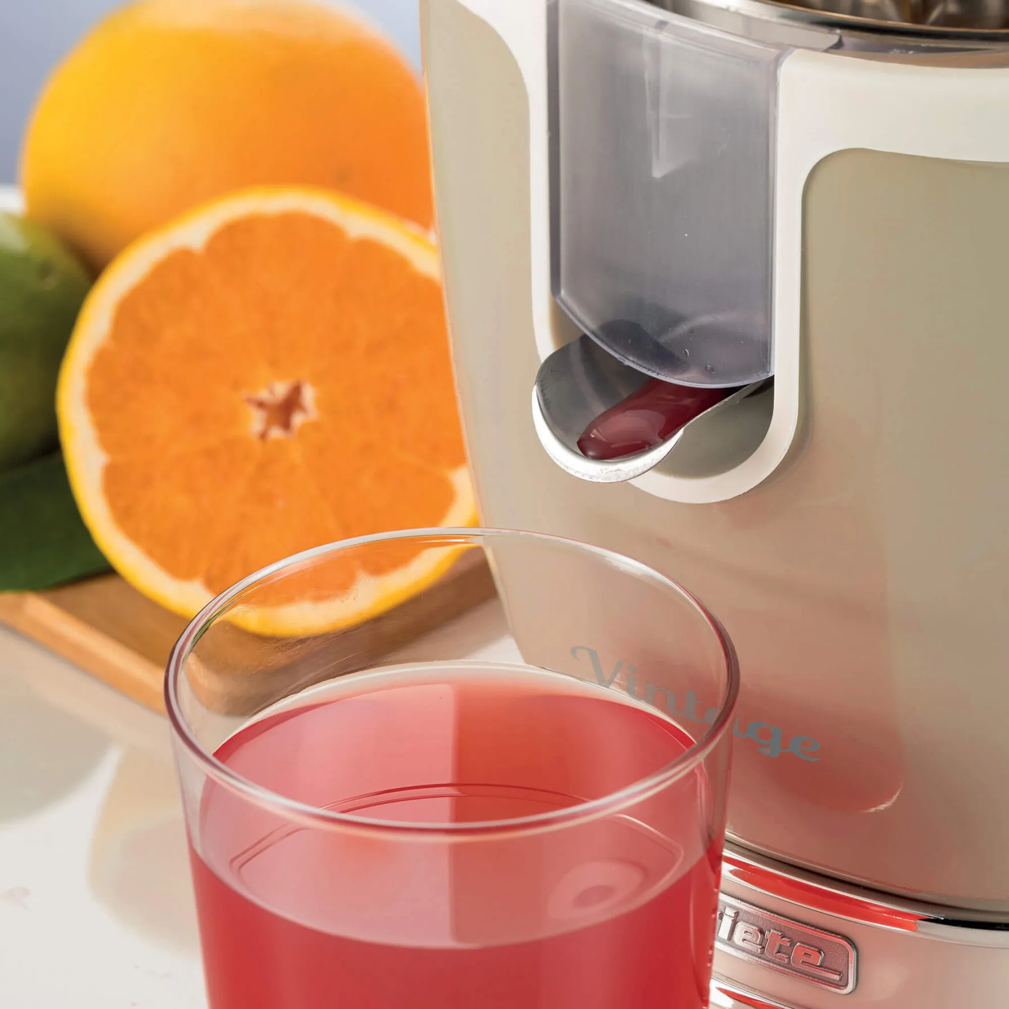 Ariete Vintage - citrus squeezer, Beige