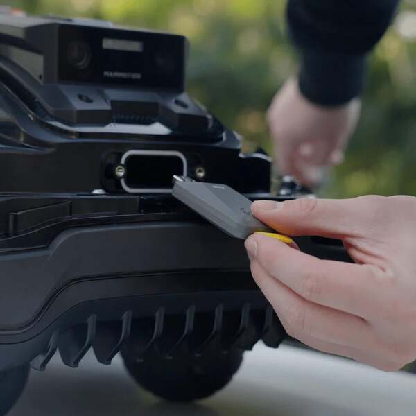 Mammotion YUKA mini / mini 2 4G module for robotic lawnmowers