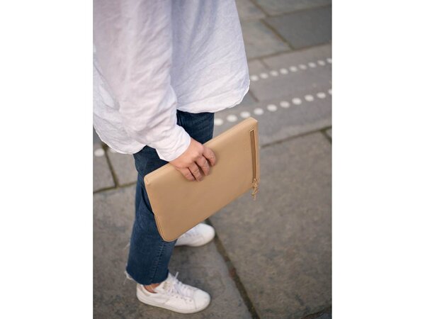 Golla Metro Neoprene - sleeve, coffee, 15"