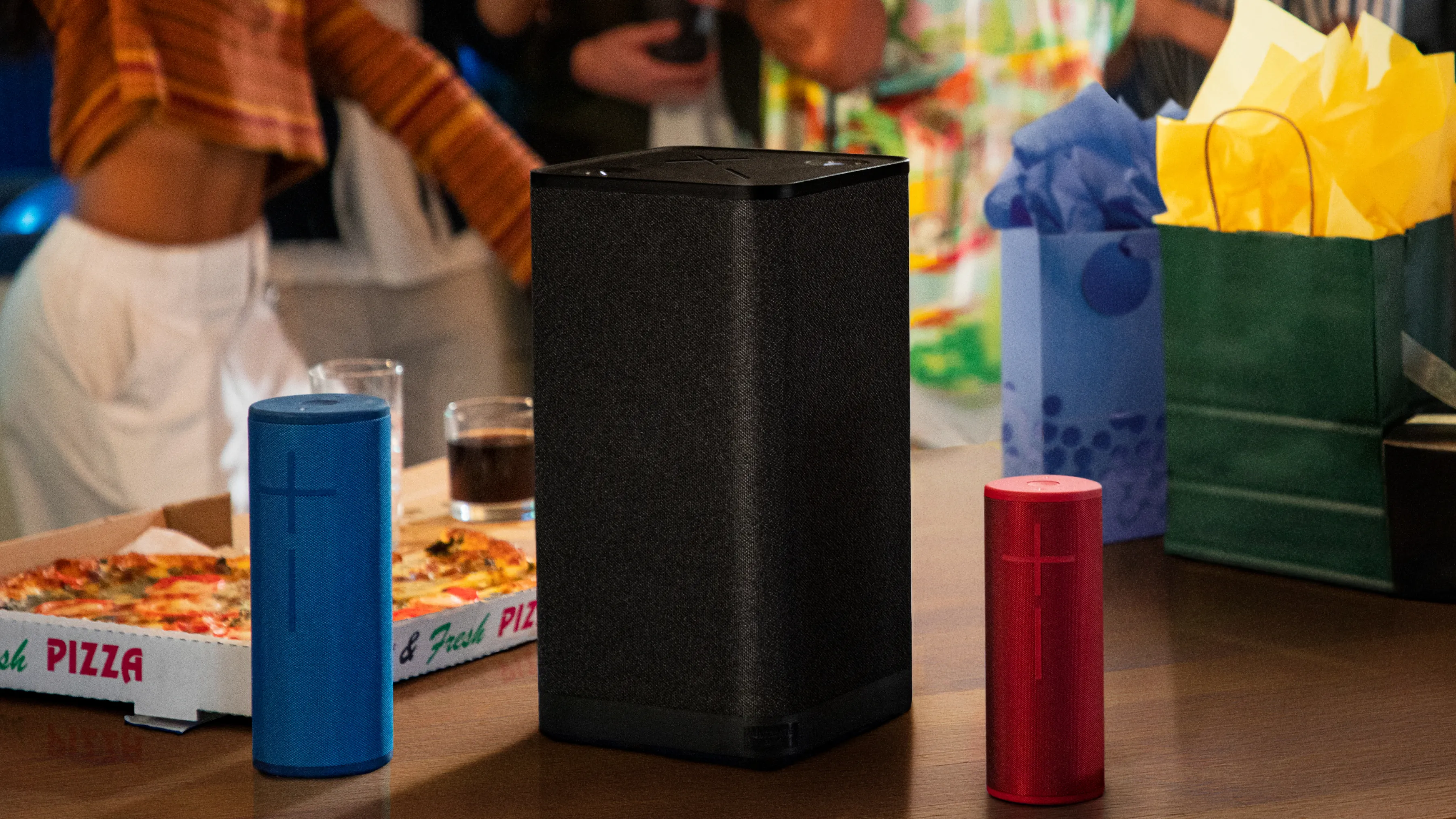 Logitech Hyperboom 2.0 langallinen, langaton kannettava kaiutin, musta