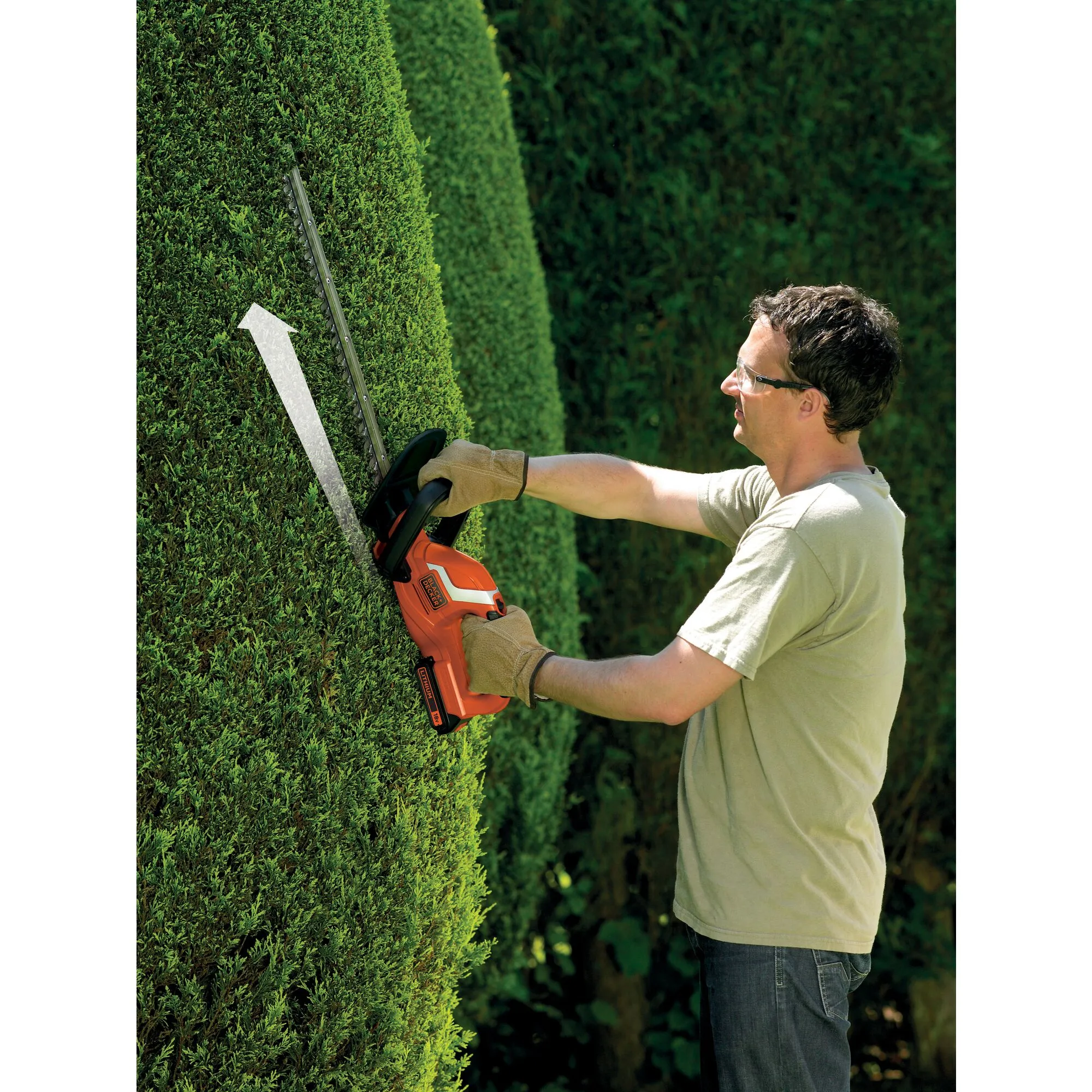 BLACK+DECKER GTC1845L20-QW Cordless Hedge Trimmer, 18V, 45 cm