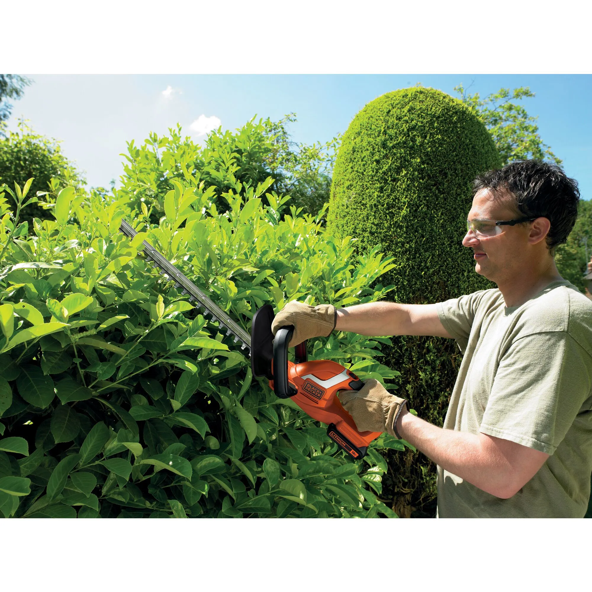 BLACK+DECKER GTC1845L20-QW Cordless Hedge Trimmer, 18V, 45 cm