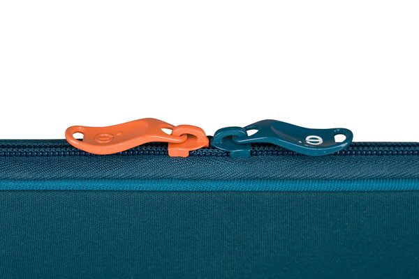 Be.ez LArobe Club 15" Kingfisher for MacBook Pro