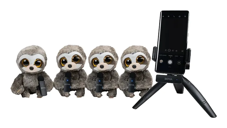 BOYA BY-V4U, USB-C, Condenser Wireless Lavalier Microphone (incl. 4 transmitters + 1 receiver + case), Black