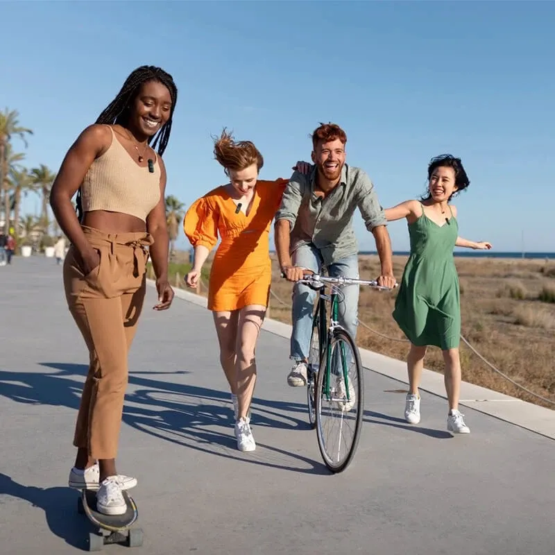 BOYA BY-V4U, USB-C, Condenser Wireless Lavalier Microphone (incl. 4 transmitters + 1 receiver + case), Black