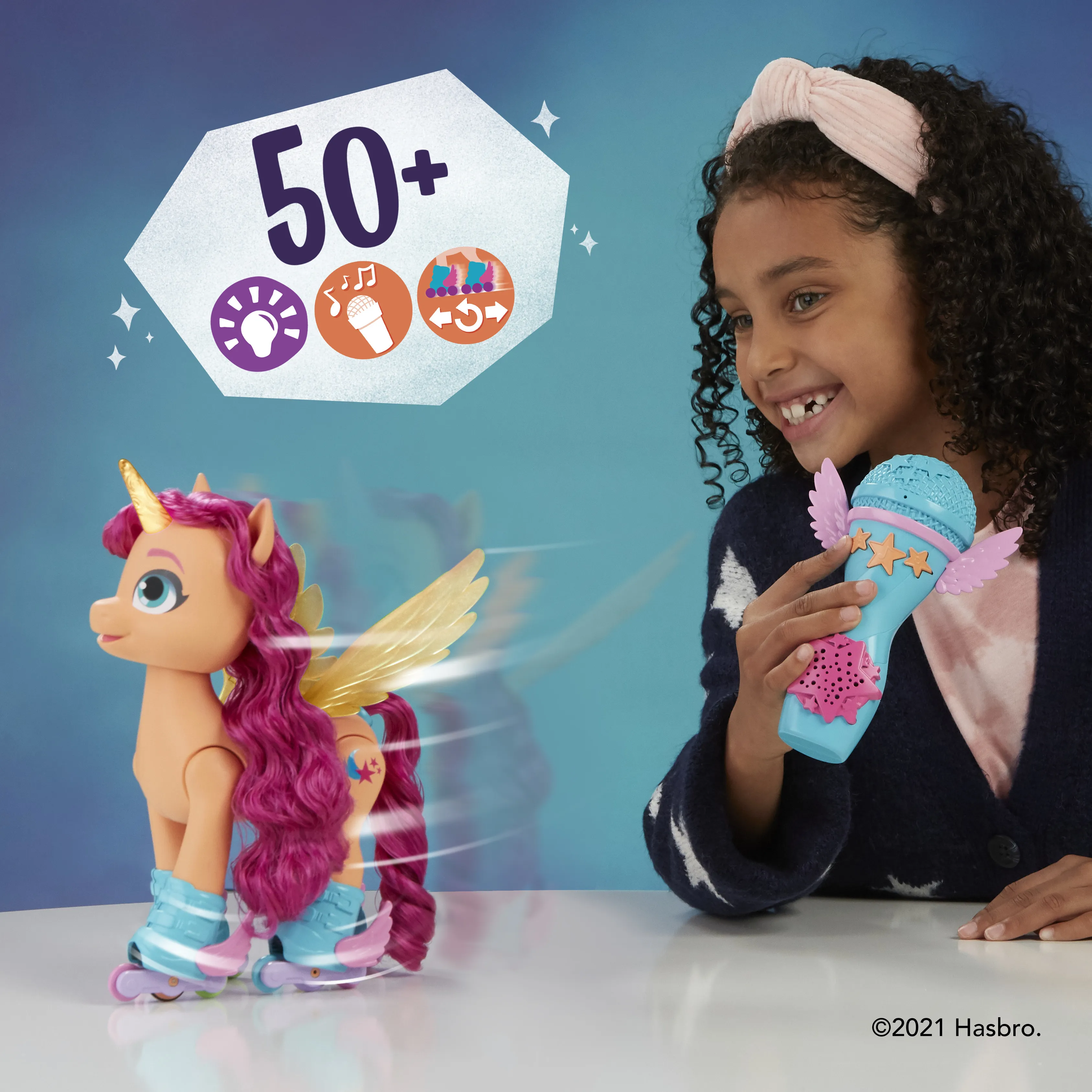 Hasbro My Little Pony: A New Generation Sing-and-Skate Sunny Starscout Toy Figure