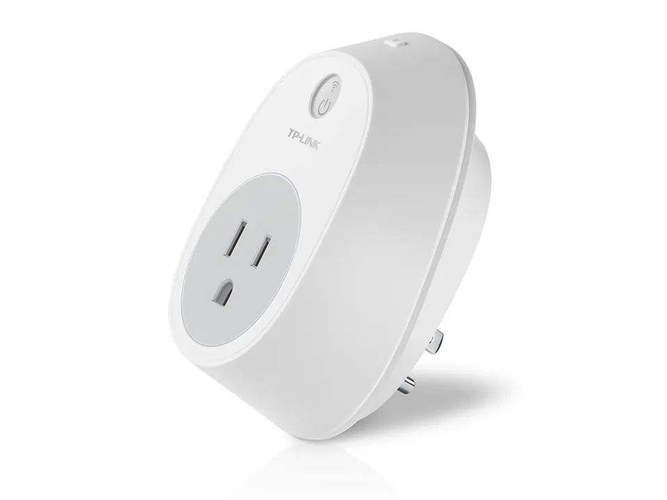 TP-Link Kasa HS100 - smart plug