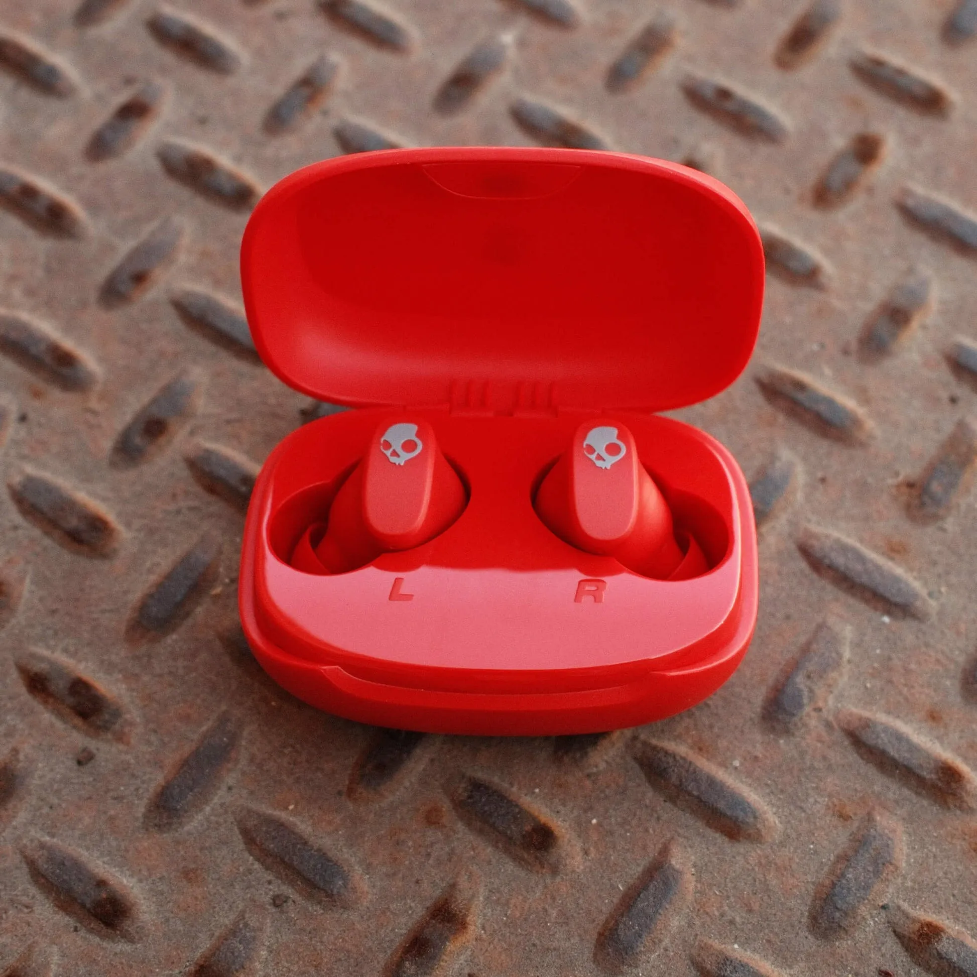 Skullcandy Smokin' Buds 360 -langattomat nappikuulokkeet, punainen