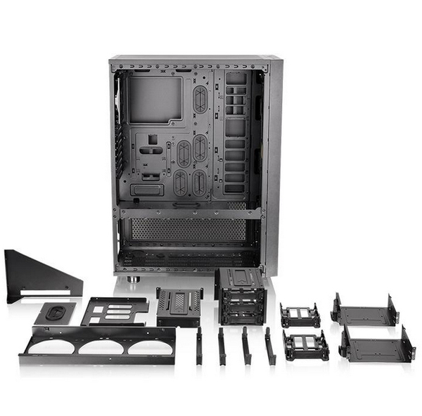 Thermaltake Core X71 TG Big Tower toolless installation