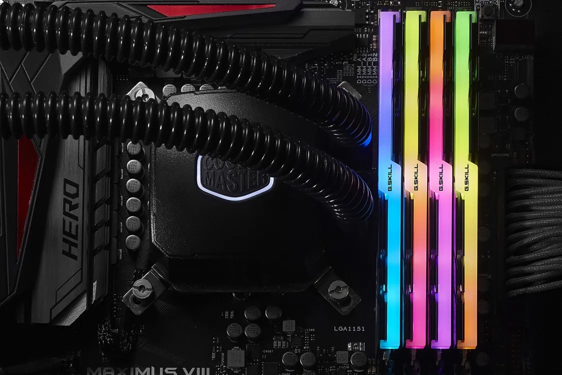 G.Skill Trident Z RGB 32 Gt (4 x 8 Gt) DDR4 2666 MHz, CL18 -muisti, Musta G.Skill Trident Z RGB 32 Gt (4 x 8 Gt) DDR4 2666 MHz, CL18 -muisti, Musta