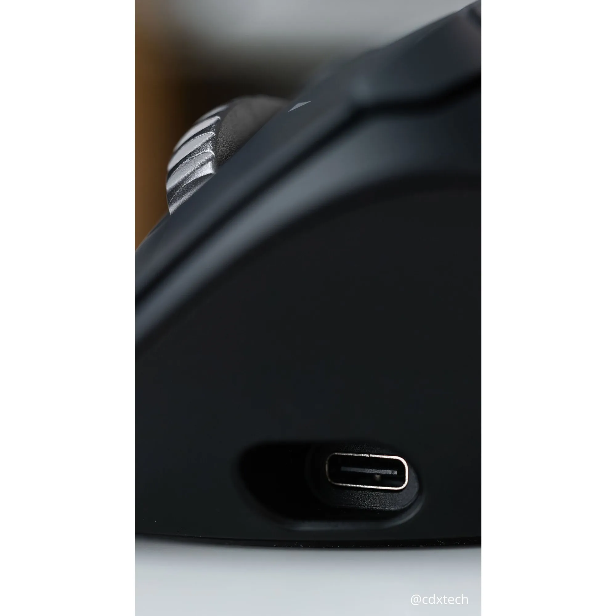 Kensington Pro Fit Ergo TB550 -langaton trackball-hiiri, musta