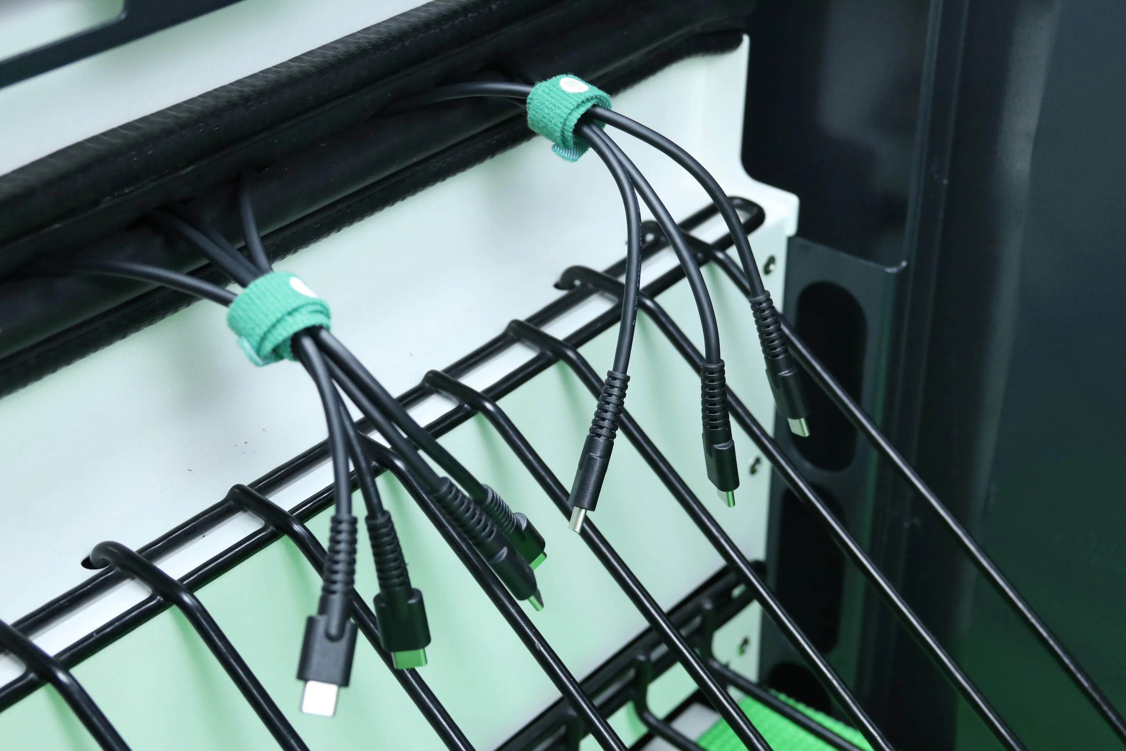 LocknCharge Carrier 30 MK5 with LARGE Baskets Charge-Only 30 units Chromebook/iPad/laptop