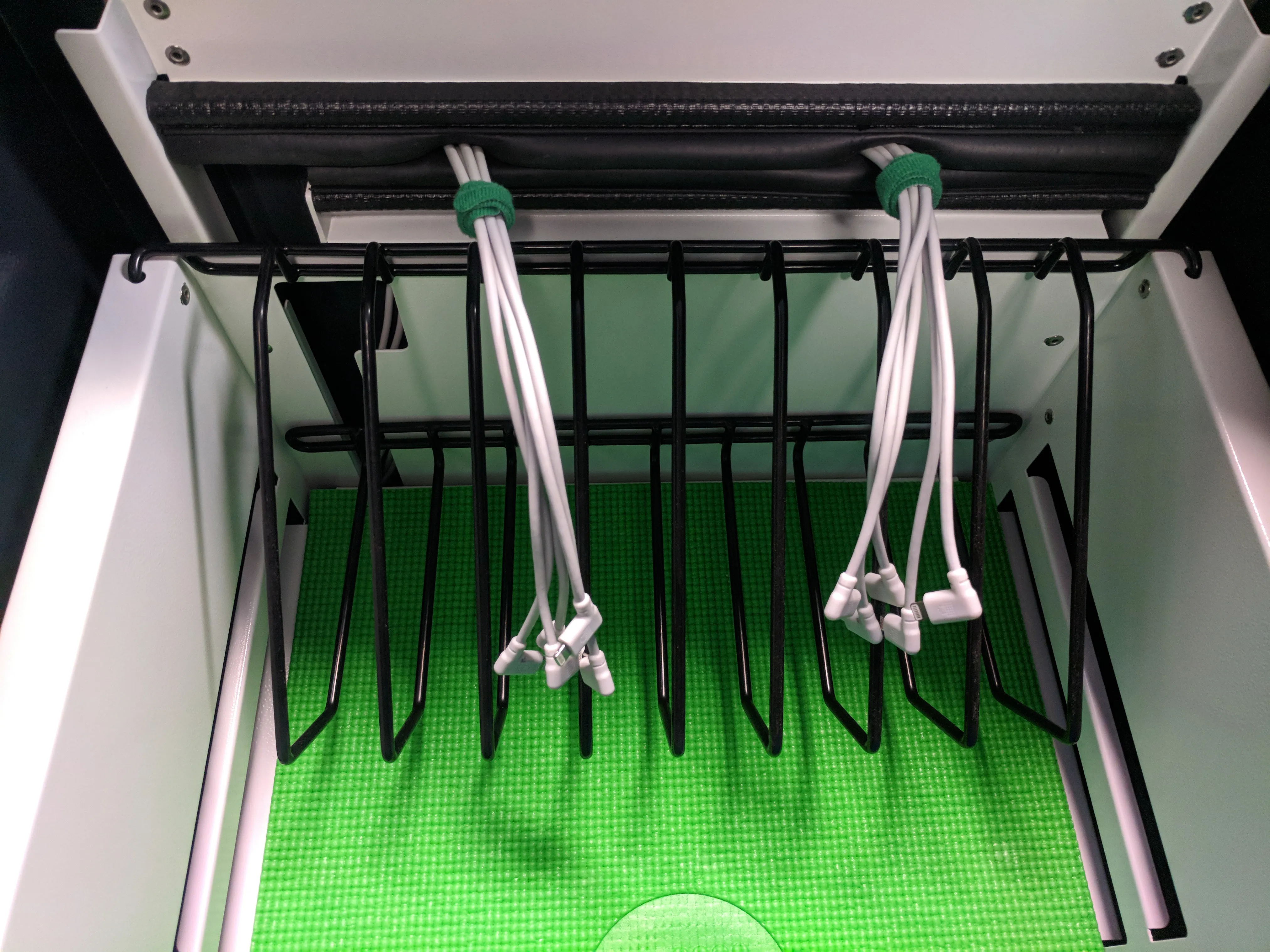 LocknCharge Carrier 30 MK5 with LARGE Baskets Charge-Only 30 units Chromebook/iPad/laptop