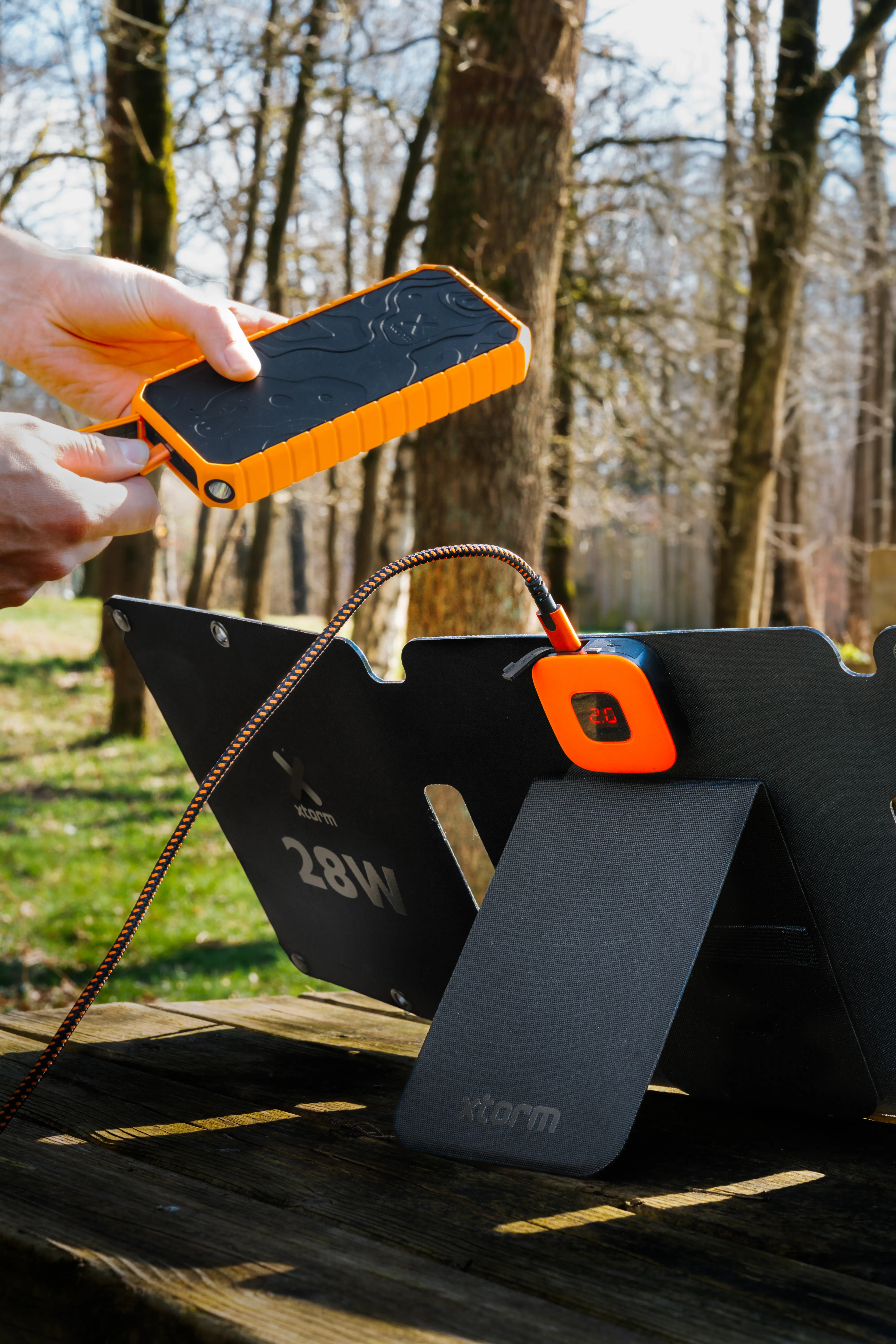 Xtorm Powerful SolarBooster 28W - Solar panel IPX4 USB-C/A outputs