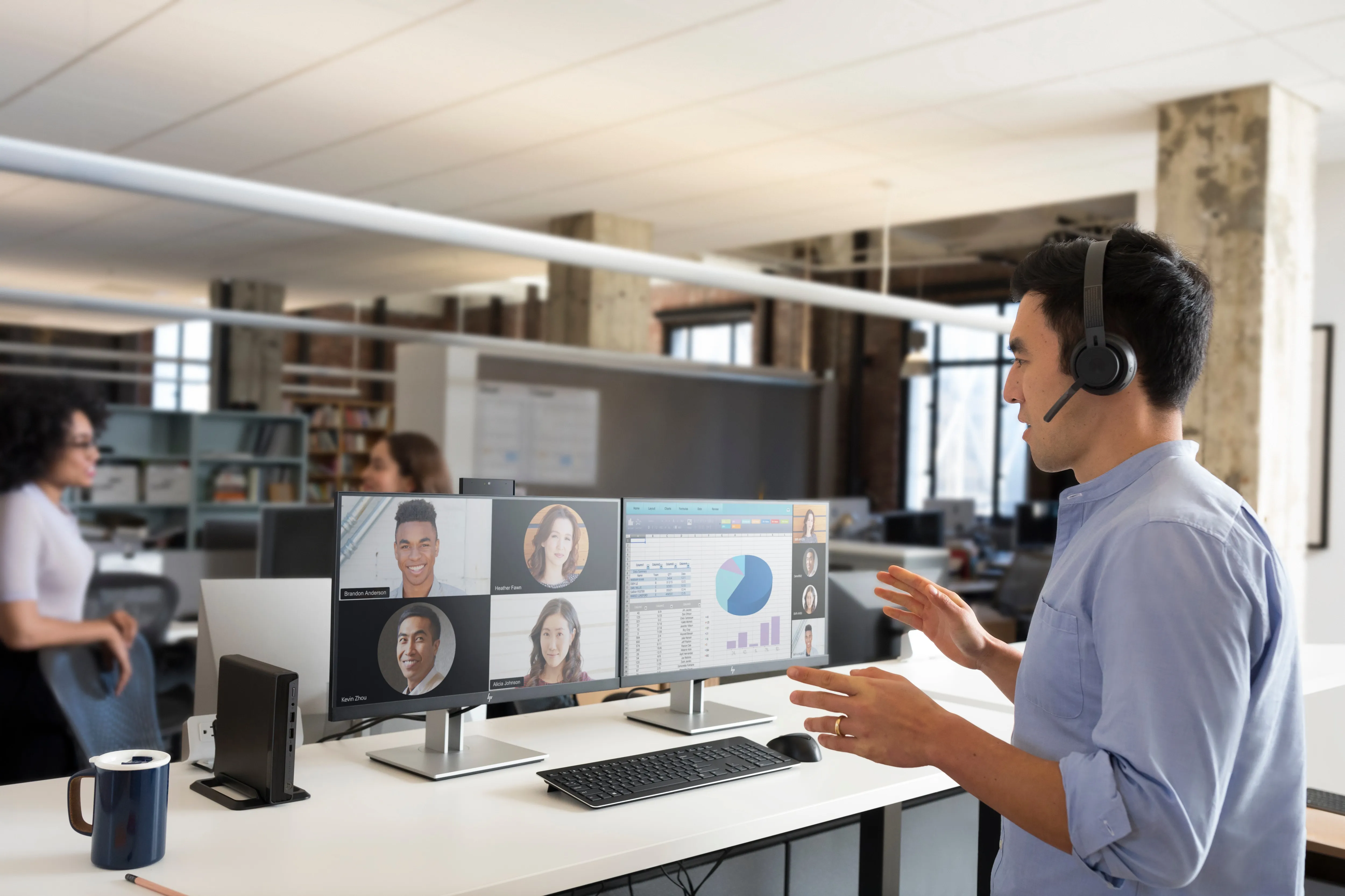 HP 27" E27d G4, QHD, IPS -n&auml;ytt&ouml; (incl. Docking)