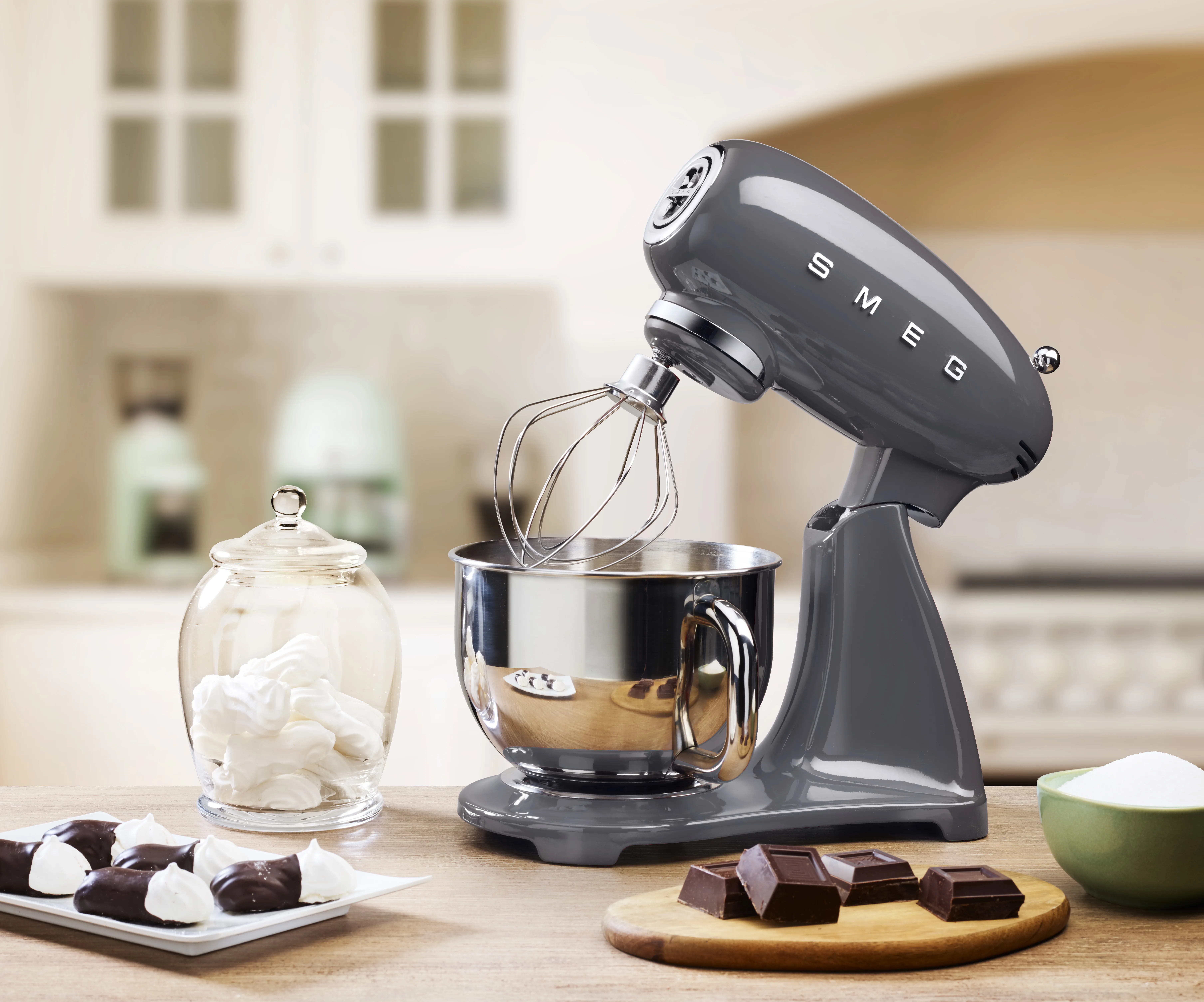 Smeg SMF03GREU -yleiskone, Harmaa