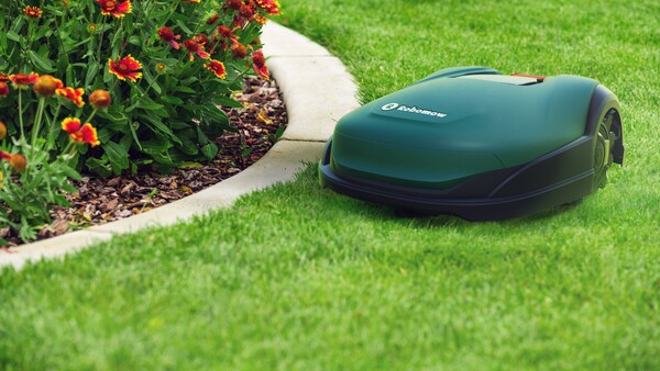 Robomow RK1000 - robot lawn mower