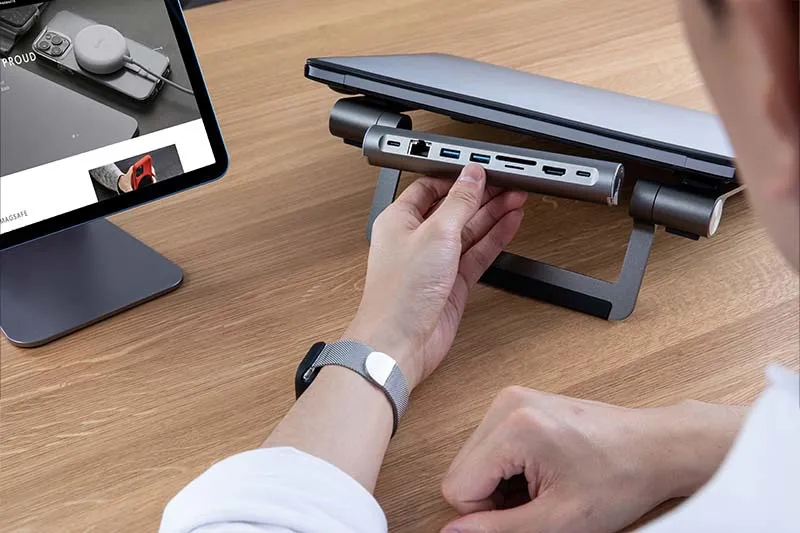 Epico Magnetic Stand Apple iPad Pro 11&quot;/Air 10,9&quot; -laitteelle - space gray